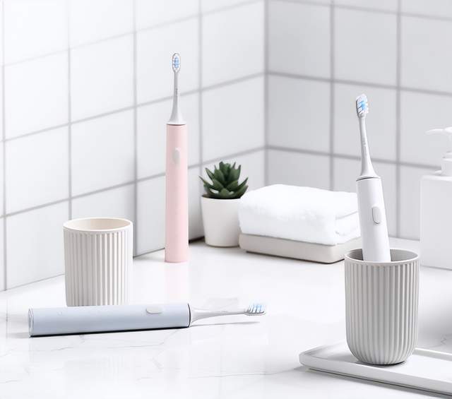 八年电动牙刷老用户经验谈 从入门到高端，覆盖全档位的选购指南与牙膏搭配建议